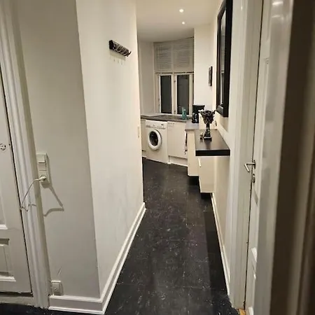 Cozy Flat Close To Everything! *